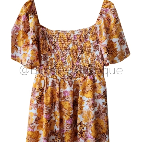 Floral Smocked Dress with Puff Sleeves - Picture 2 of 4